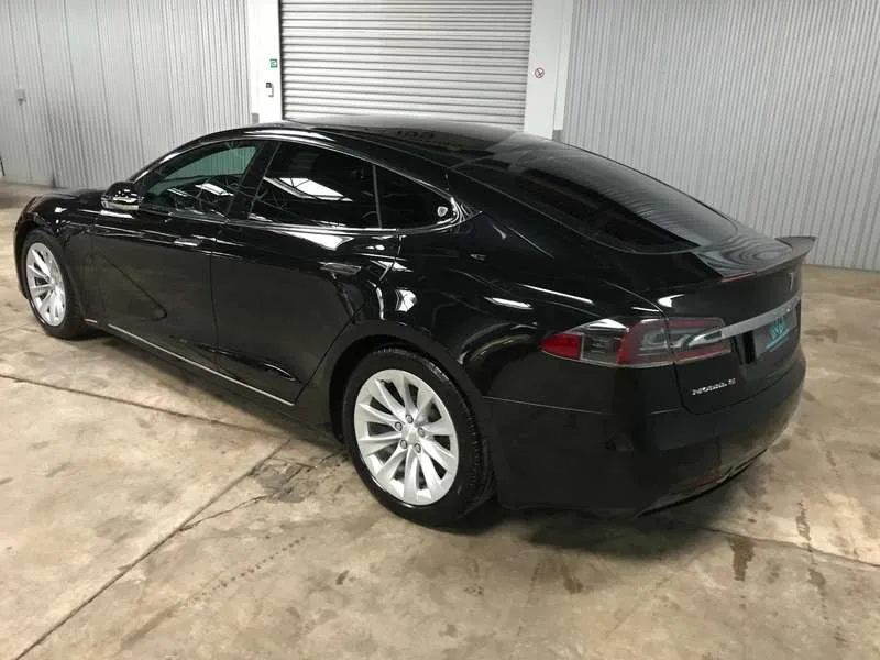 Tesla Model S 75 kWh Dual Motor Leder Autopilot Image 2