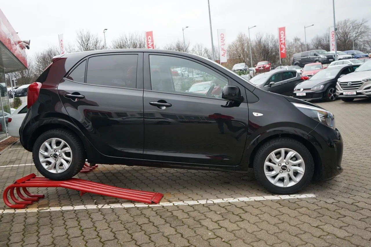 Kia Picanto 1.2 Dream Team Navi...  Image 2