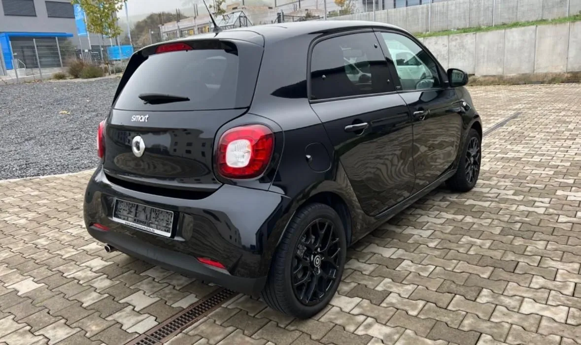 SMART forfour 90 0.9 Turbo twinamic Prime Image 4