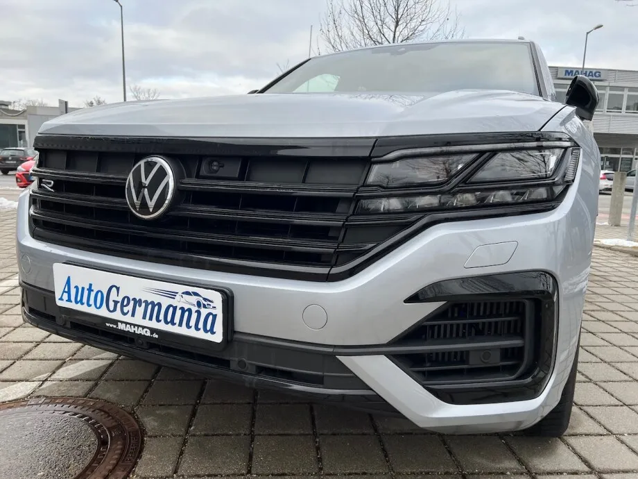 Volkswagen Touareg 3.0TSI e-Hybrid 381PS R-Line  Image 2