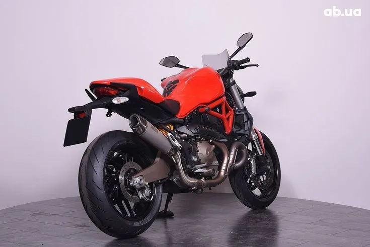 Ducati Monster Image 6